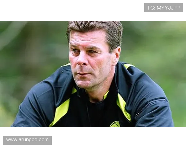 沃尔夫斯堡重新聘请功勋主帅黑金