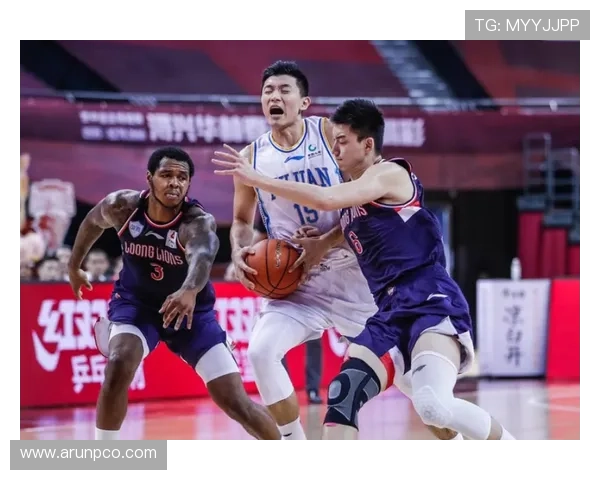 杨铭锐连场爆发轰三球